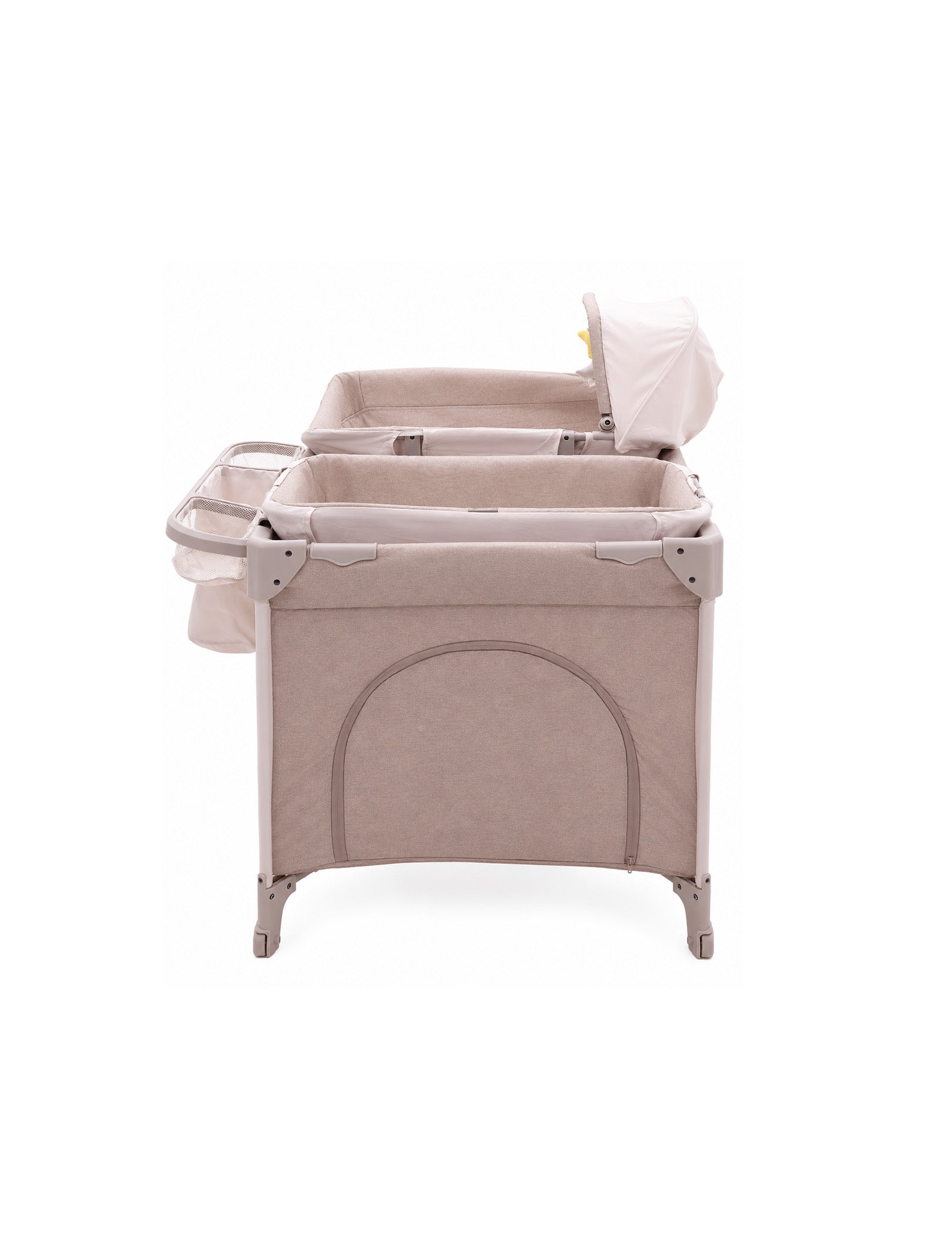 Babelio baby safety gate with soft beige fabric and mesh storage pockets for nursery use