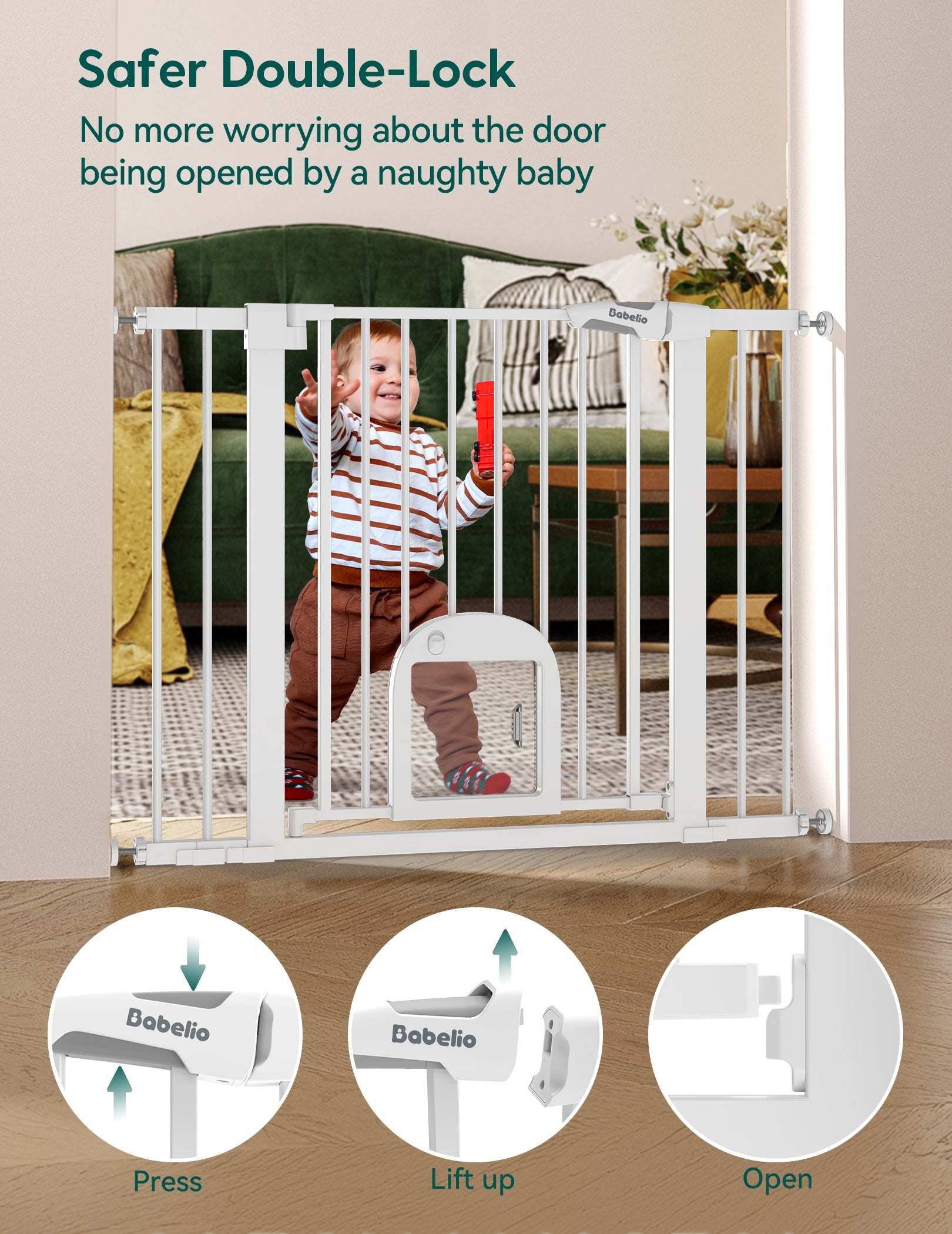 Babelio baby safety gate with double-lock, shown in a living room with a child.