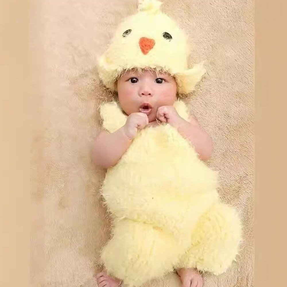Fluffy Chick Newborn Photography Outfit - Cozy Handmade Knitwear Set for Baby Photoshoots