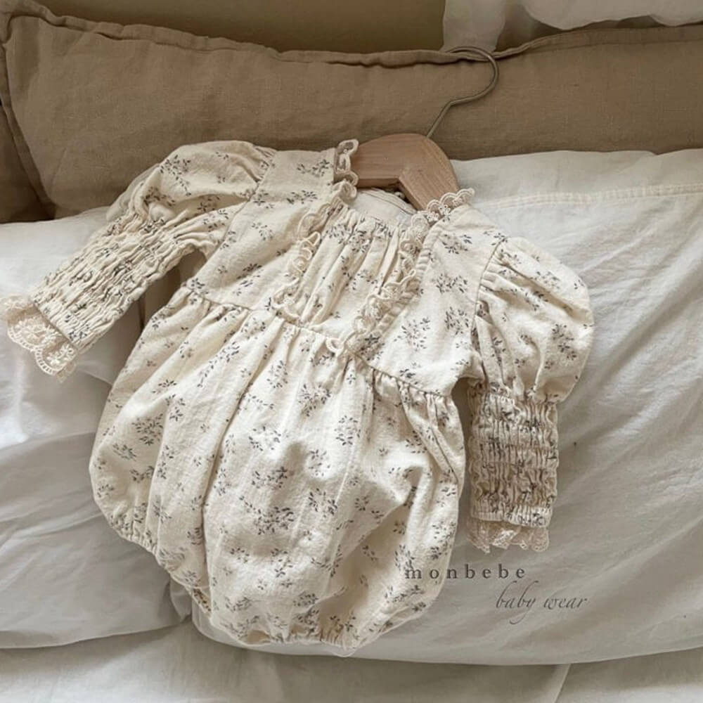 2023 Autumn Elegance Baby Girl Romper with Lace Collar and Floral Print
